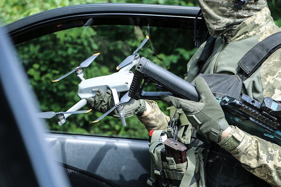 How Consumer Drones Are Rewriting Military Strategy